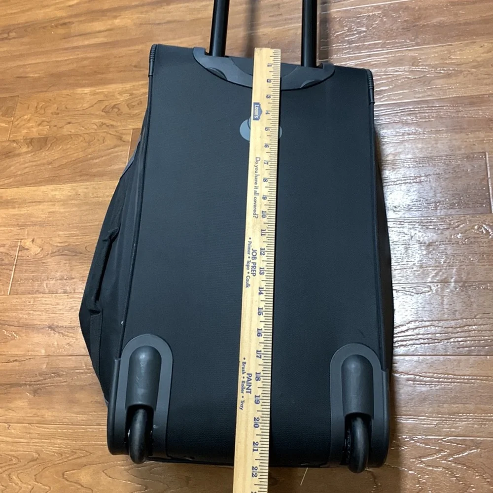 Samsonite Travel Duffle Bag with wheel